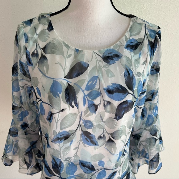 Alex Evenings Chiffon Blouse Petite Size M Blue Asymmetrical Floral Party - Picture 2 of 9